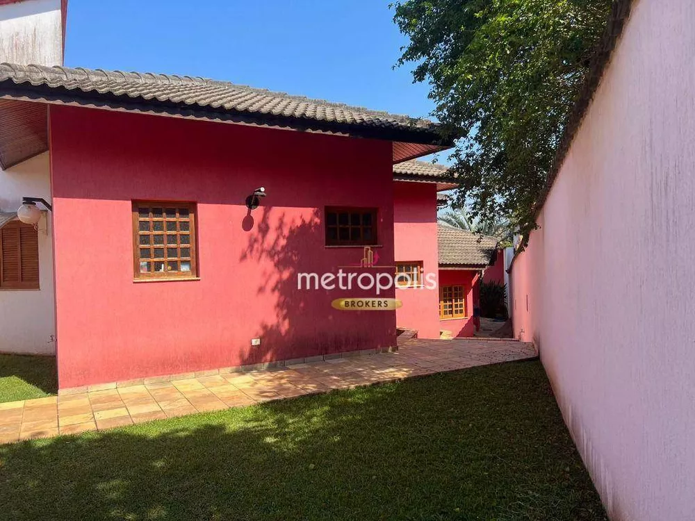 Casa de Condomínio à venda com 4 quartos, 442m² - Foto 4