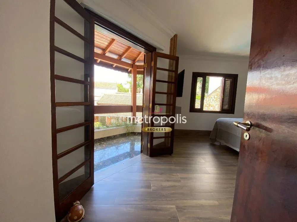 Sobrado, 4 quartos, 495 m² - Foto 1
