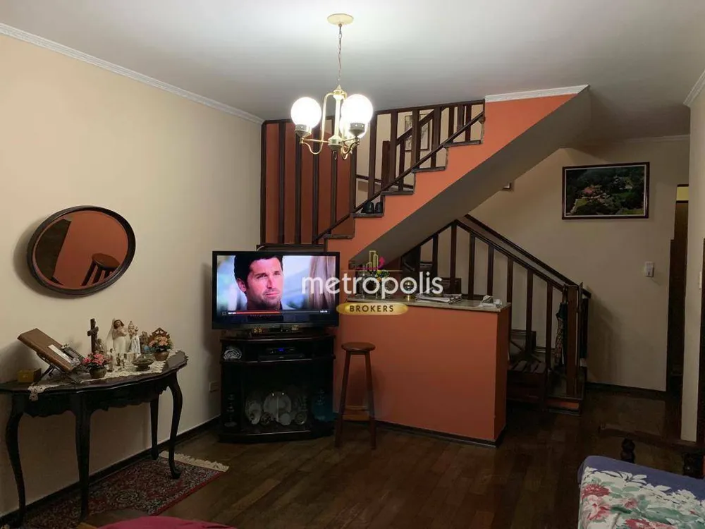 Sobrado, 6 quartos, 300 m² - Foto 1