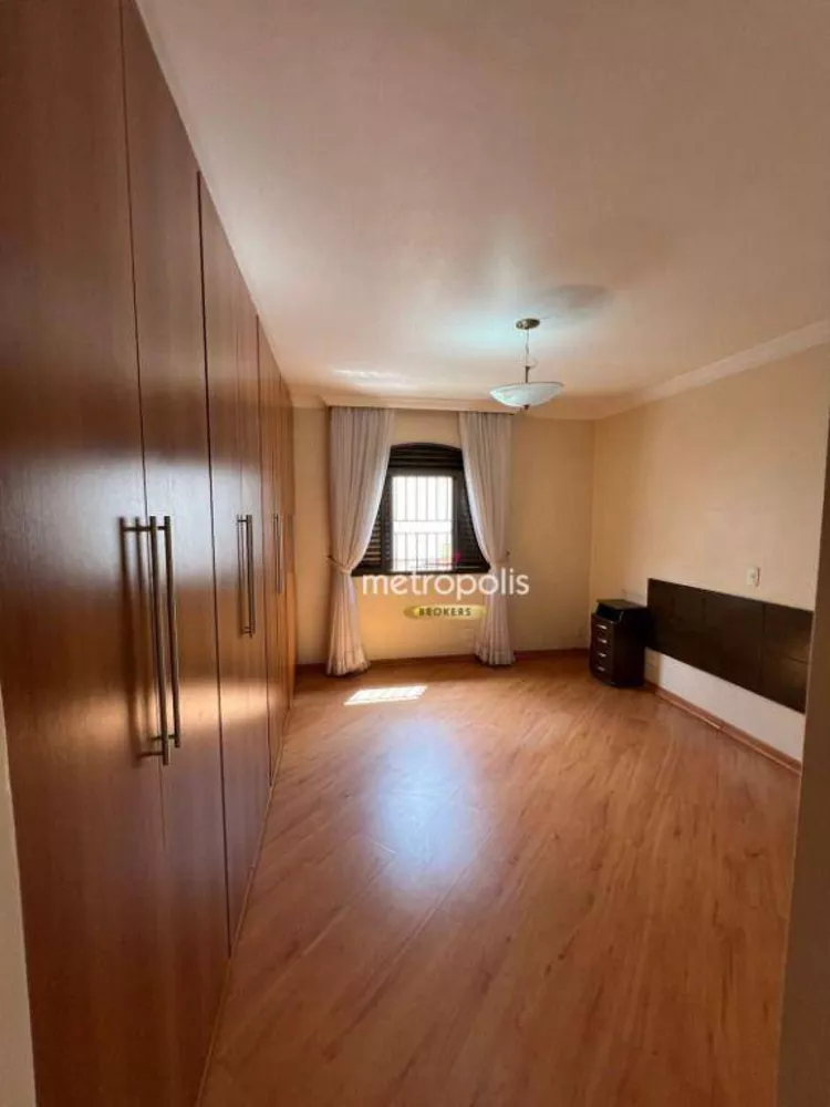 Sobrado à venda com 3 quartos, 300m² - Foto 12