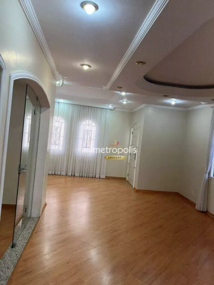 Sobrado à venda com 3 quartos, 300m² - Foto 3