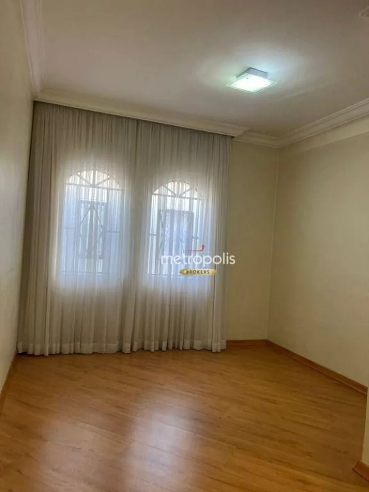 Sobrado à venda com 3 quartos, 300m² - Foto 4