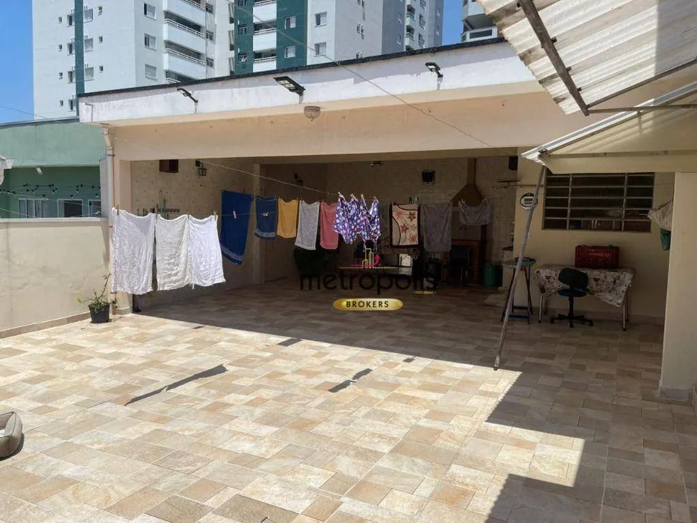 Casa, 5 quartos, 208 m² - Foto 1
