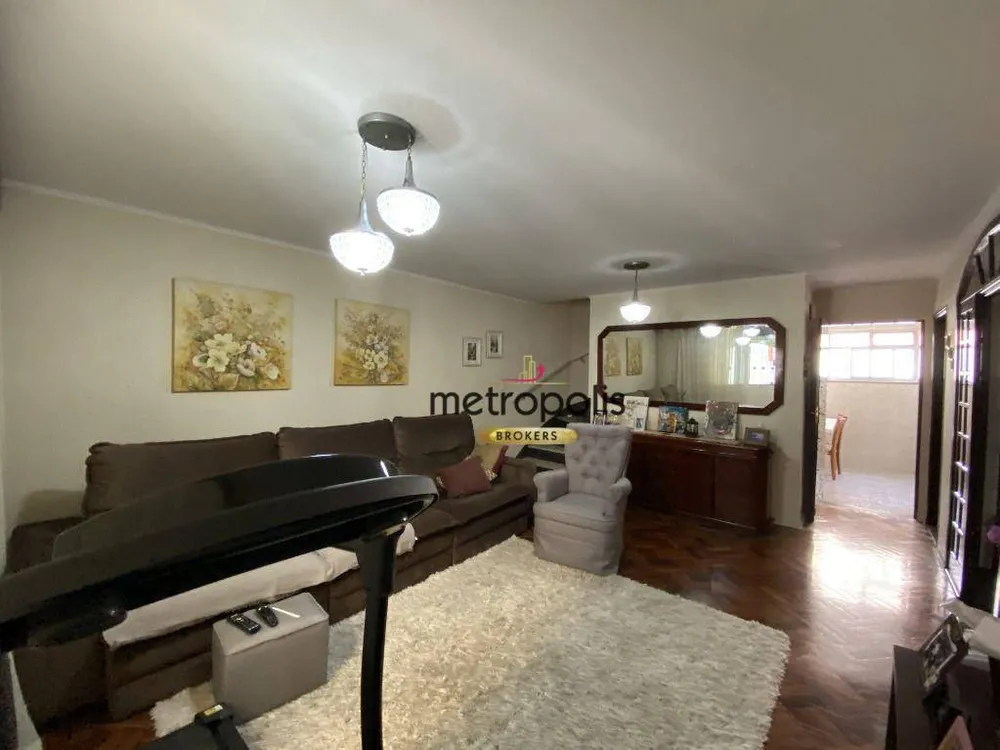 Sobrado, 3 quartos, 223 m² - Foto 1