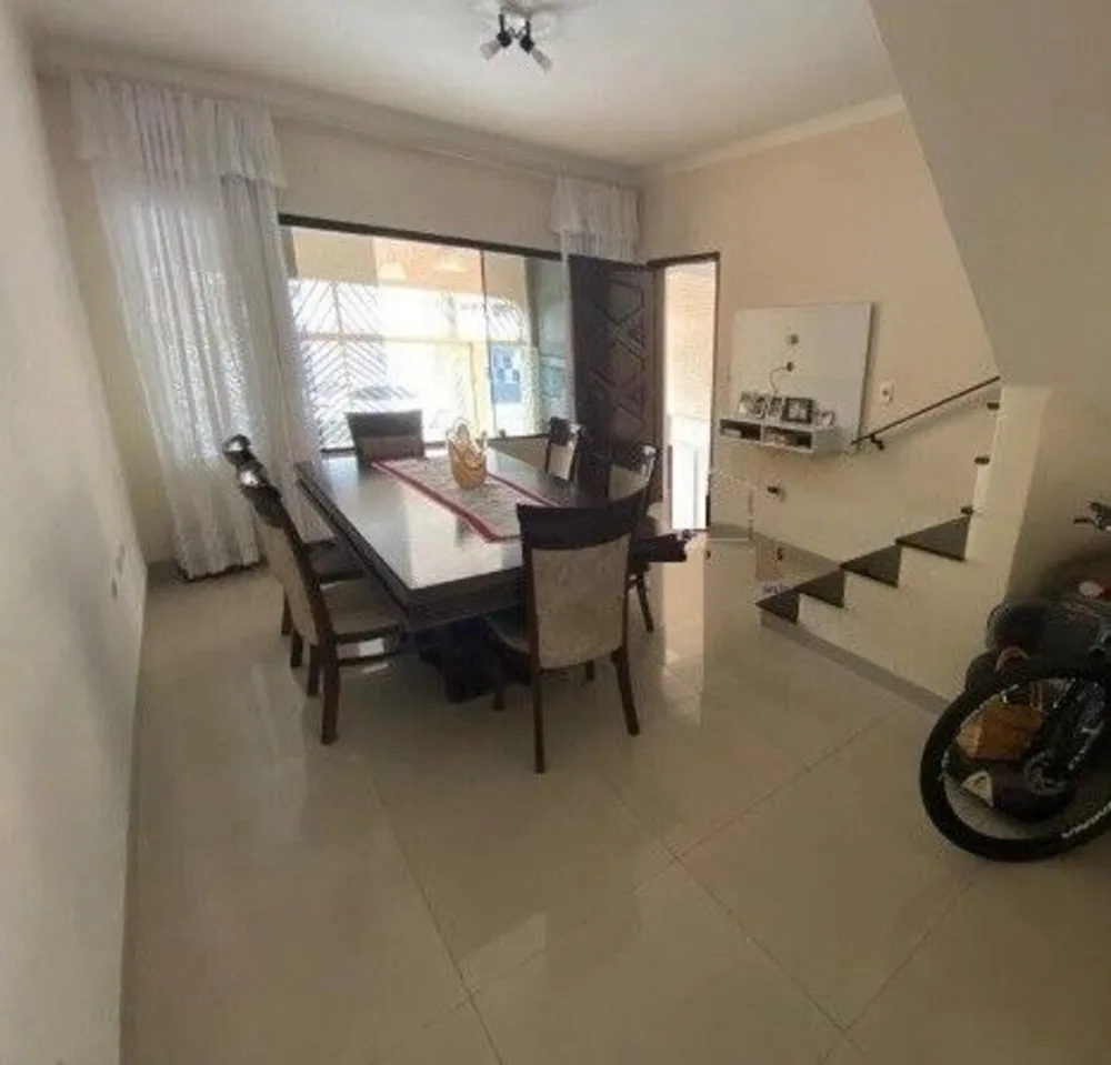 Sobrado, 3 quartos, 189 m² - Foto 1