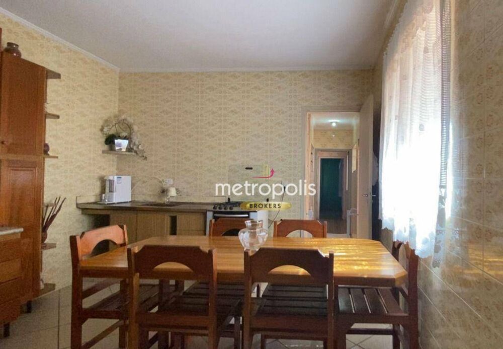 Sobrado, 2 quartos, 223 m² - Foto 1