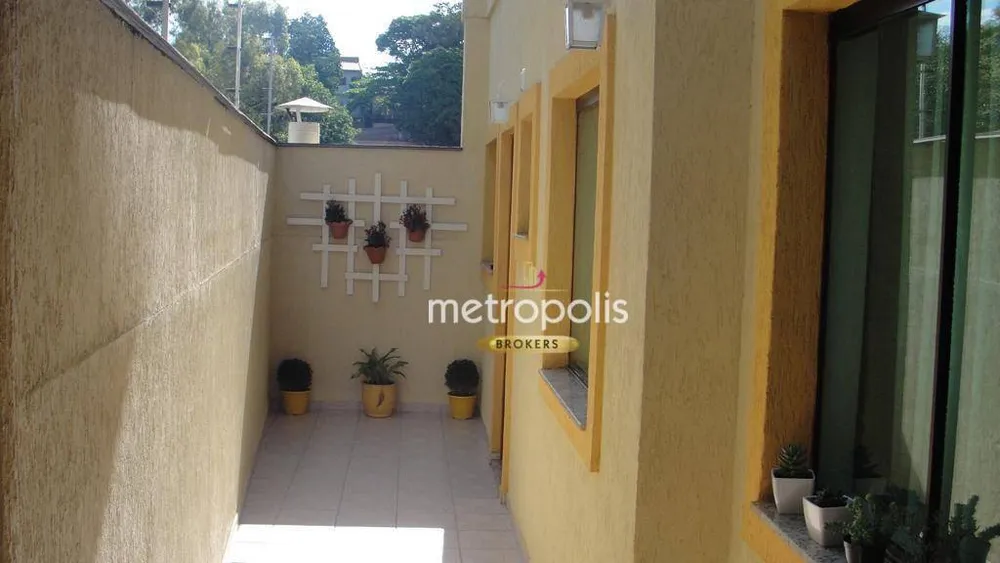 Casa, 4 quartos, 240 m² - Foto 2