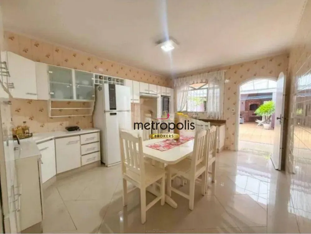 Sobrado, 3 quartos, 203 m² - Foto 3