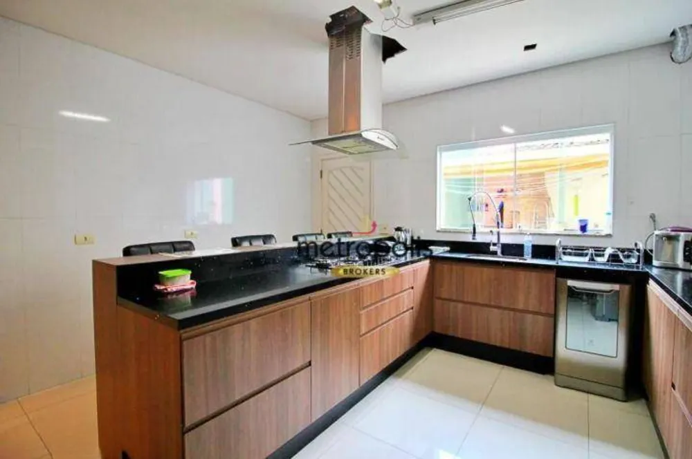 Sobrado, 3 quartos, 200 m² - Foto 6