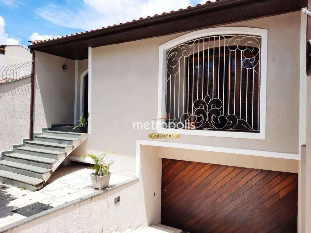 Sobrado, 3 quartos, 330 m² - Foto 1