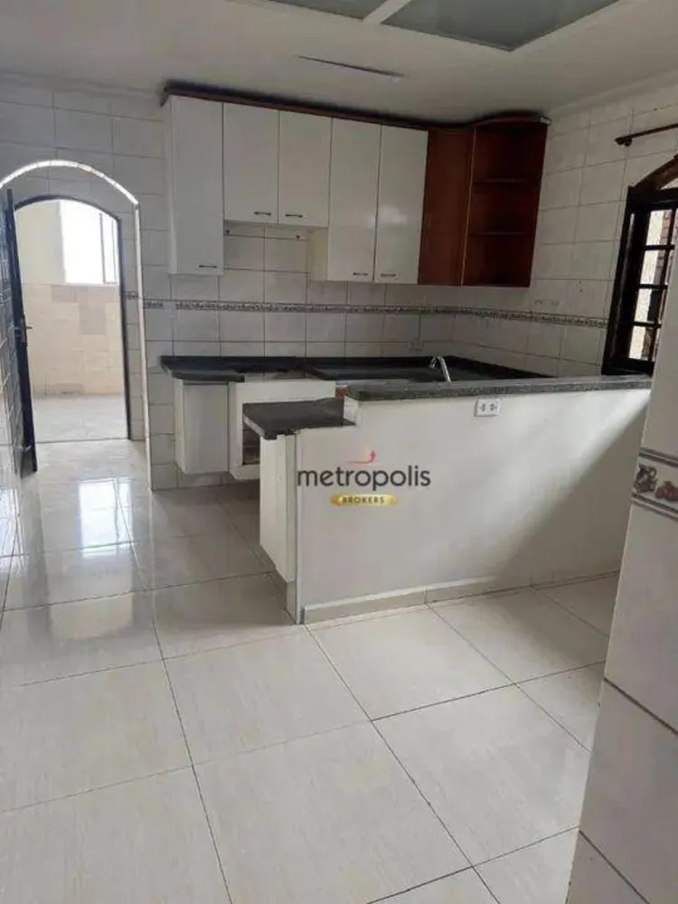 Sobrado, 3 quartos, 258 m² - Foto 2