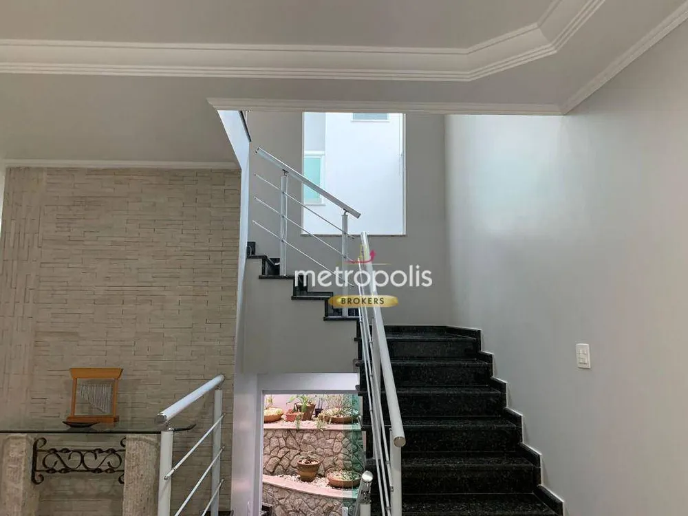 Sobrado, 3 quartos, 282 m² - Foto 2