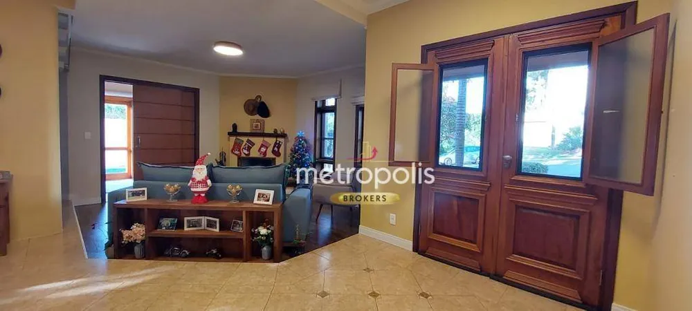 Casa, 4 quartos, 294 m² - Foto 1