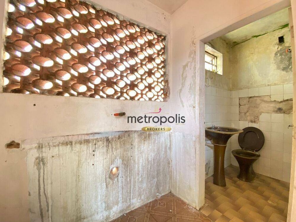 Casa à venda com 2 quartos, 180m² - Foto 8
