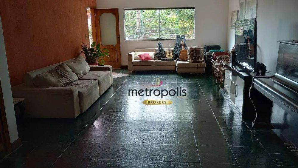 Sobrado, 3 quartos, 310 m² - Foto 1