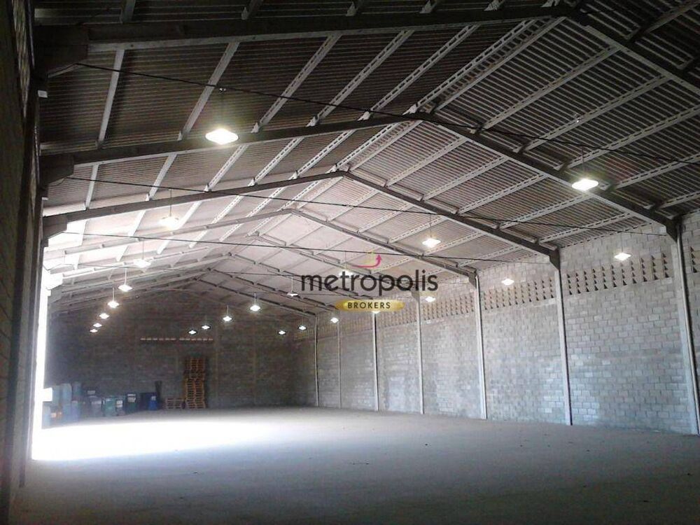 Depósito-Galpão-Armazém para alugar, 900m² - Foto 1