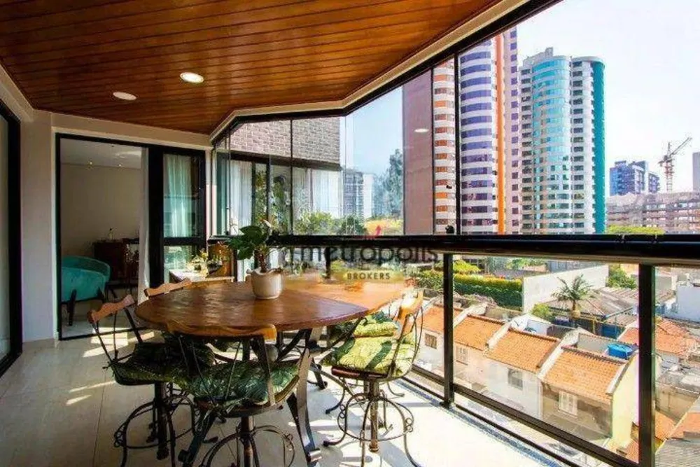 Apartamento, 3 quartos, 196 m² - Foto 2
