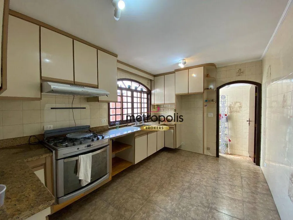 Sobrado, 3 quartos, 197 m² - Foto 2