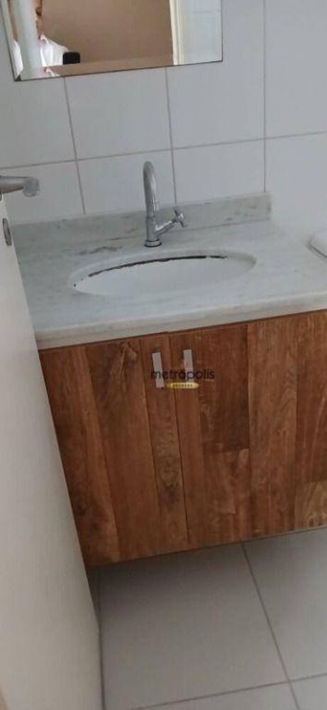 Apartamento para alugar com 2 quartos, 64m² - Foto 29