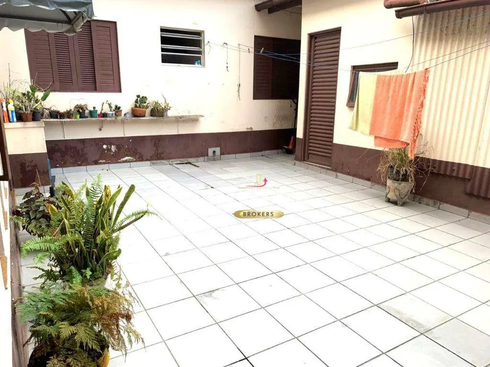 Casa, 3 quartos, 259 m² - Foto 11