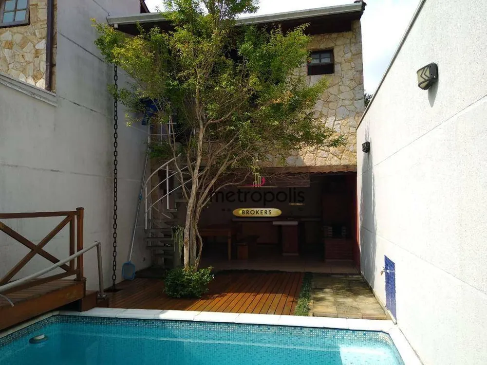 Sobrado, 3 quartos, 254 m² - Foto 1