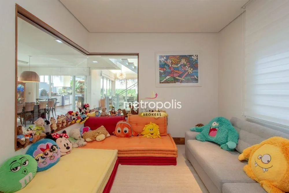 Sobrado, 4 quartos, 550 m² - Foto 1