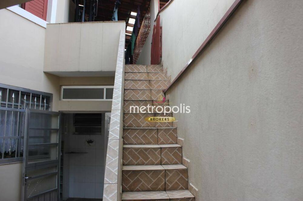Sobrado, 3 quartos, 309 m² - Foto 4