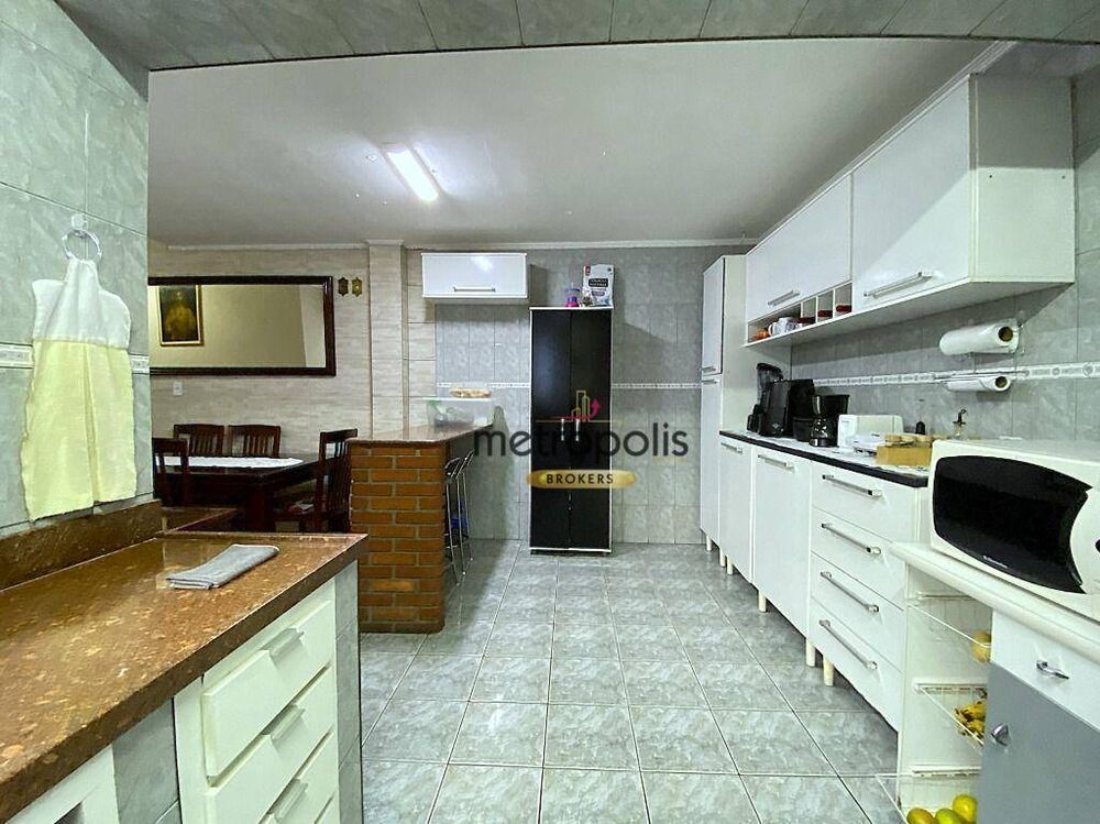Sobrado à venda com 4 quartos, 227m² - Foto 6
