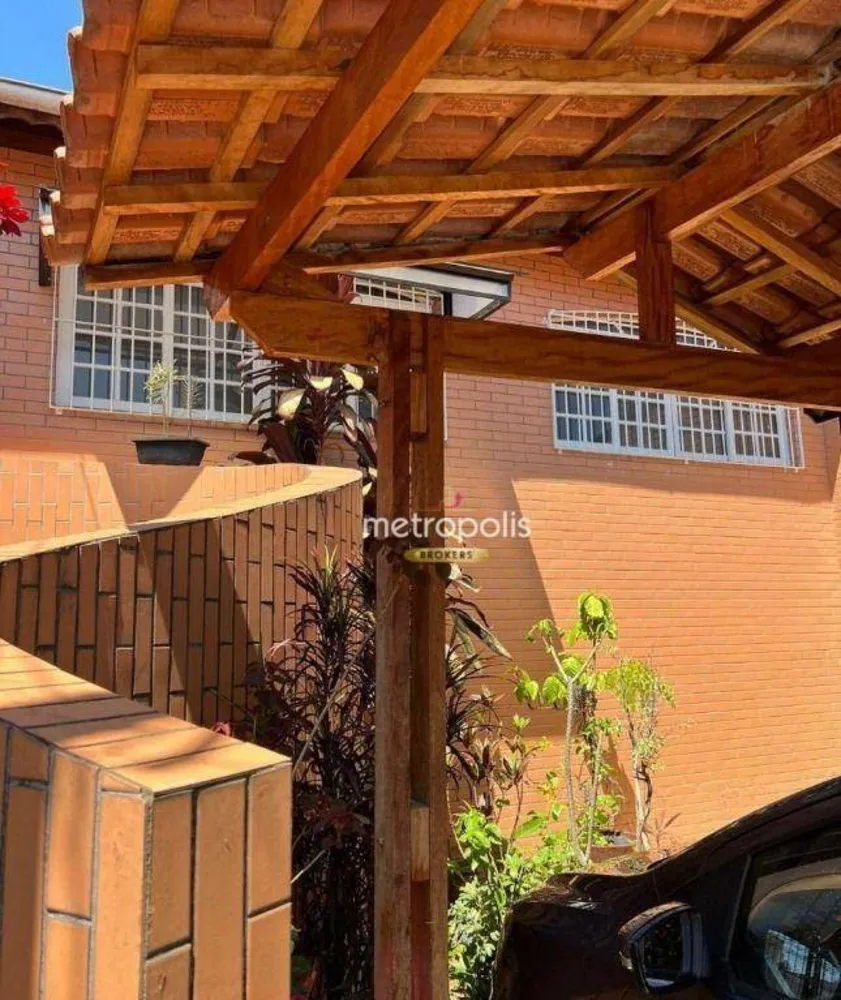 Casa, 3 quartos, 241 m² - Foto 3