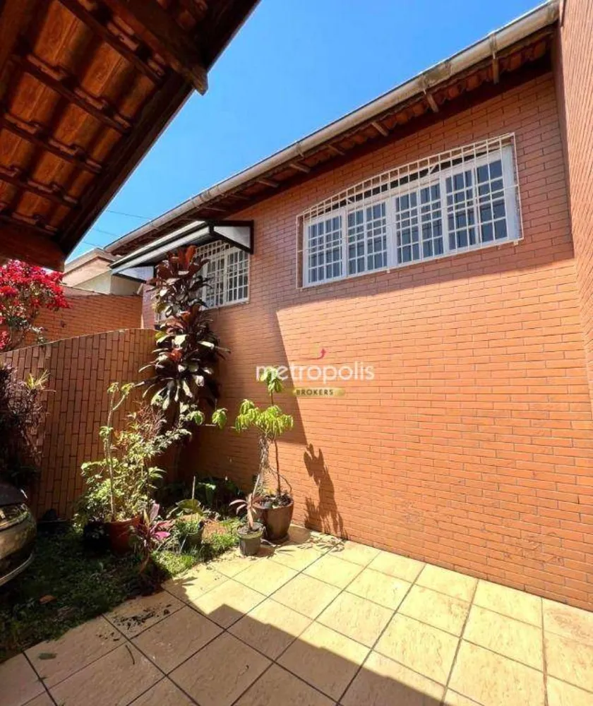 Casa, 3 quartos, 241 m² - Foto 4