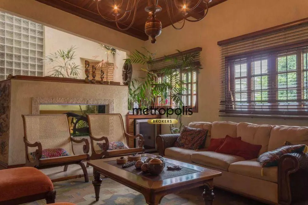 Sobrado, 4 quartos, 413 m² - Foto 1