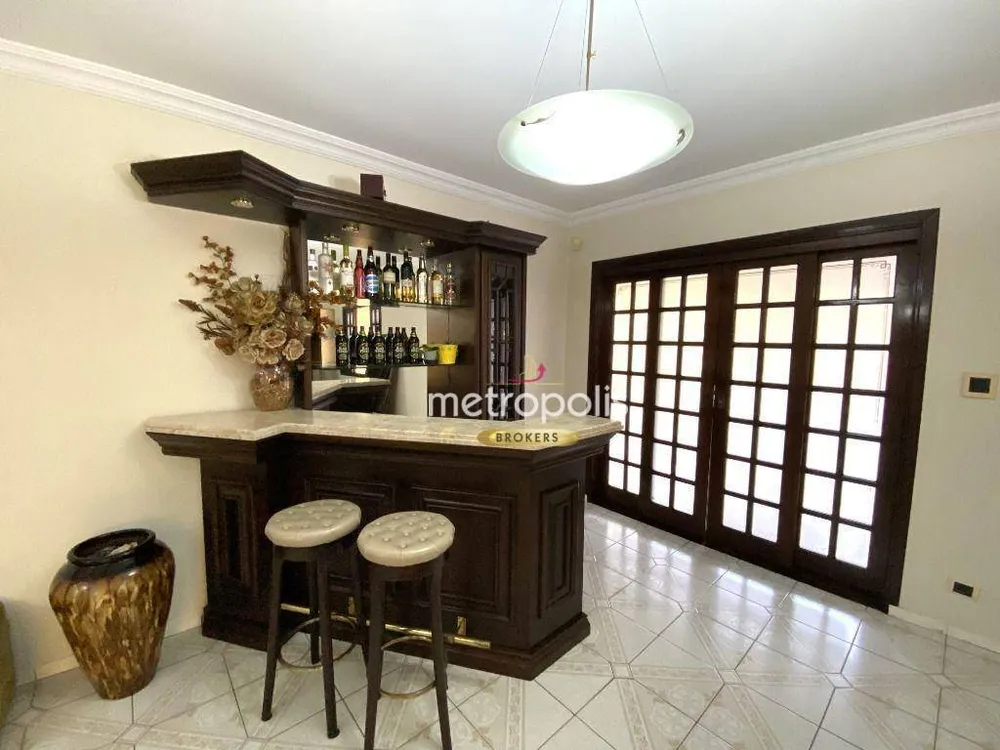 Sobrado, 3 quartos, 280 m² - Foto 1