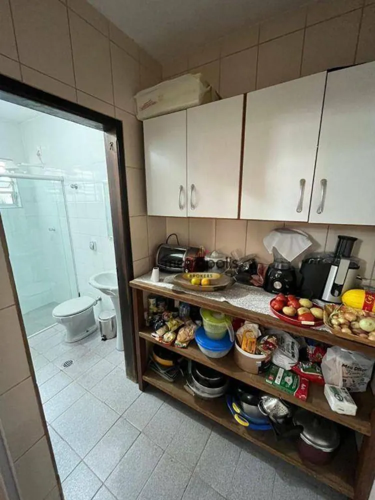 Casa, 6 quartos, 323 m² - Foto 2