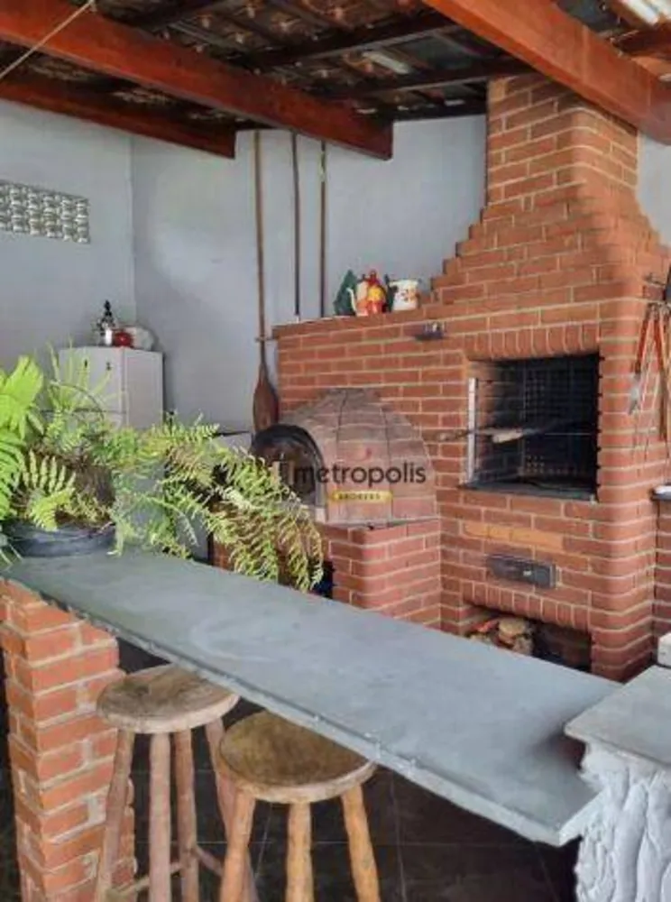 Casa, 4 quartos, 220 m² - Foto 11