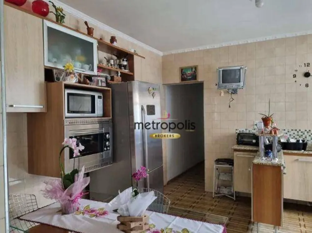 Casa, 4 quartos, 220 m² - Foto 1