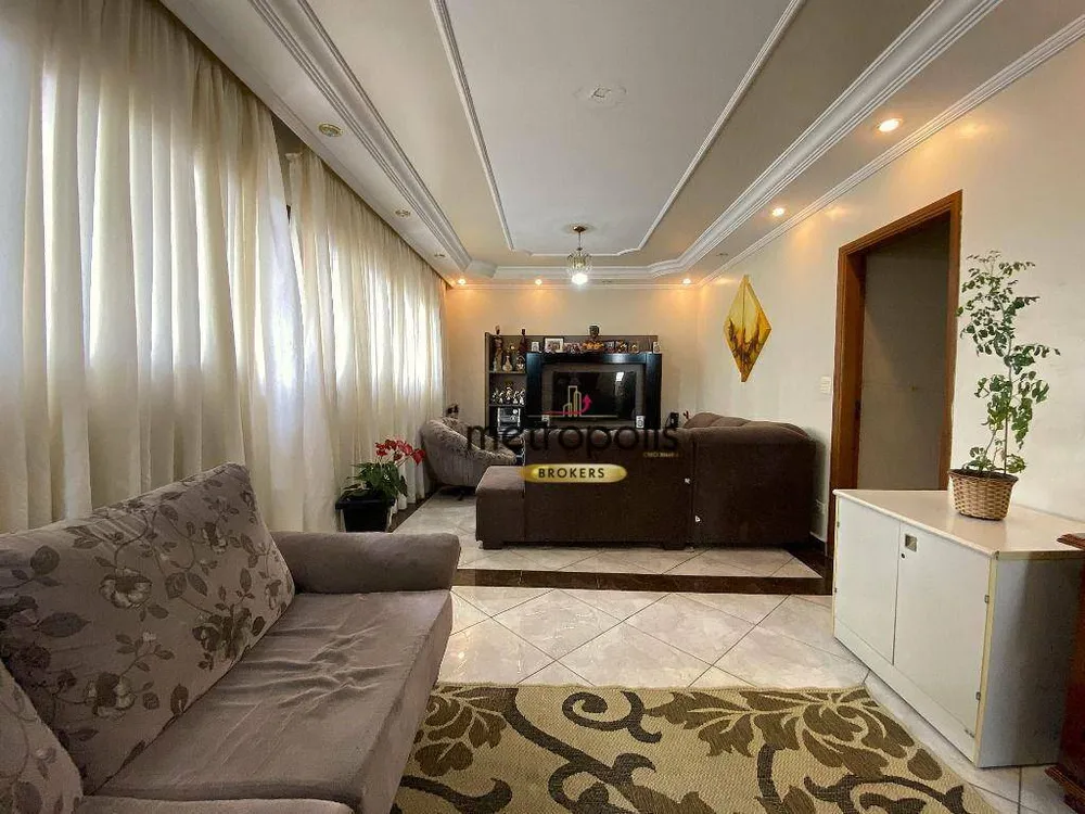 Sobrado, 3 quartos, 275 m² - Foto 2