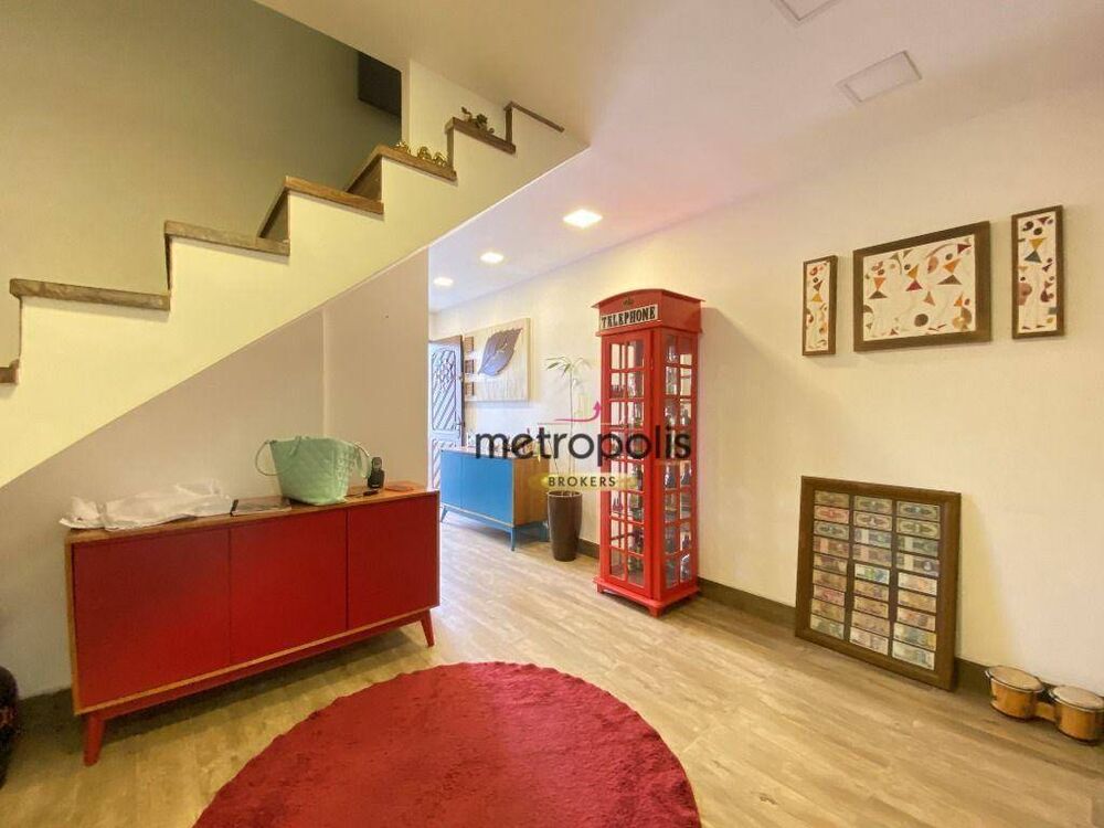 Sobrado, 3 quartos, 256 m² - Foto 2