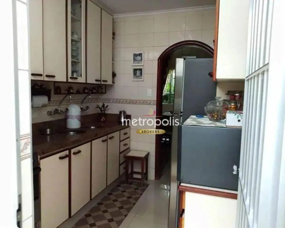 Sobrado, 3 quartos, 268 m² - Foto 2