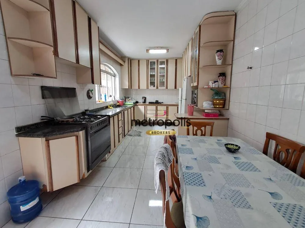 Sobrado, 3 quartos, 300 m² - Foto 1