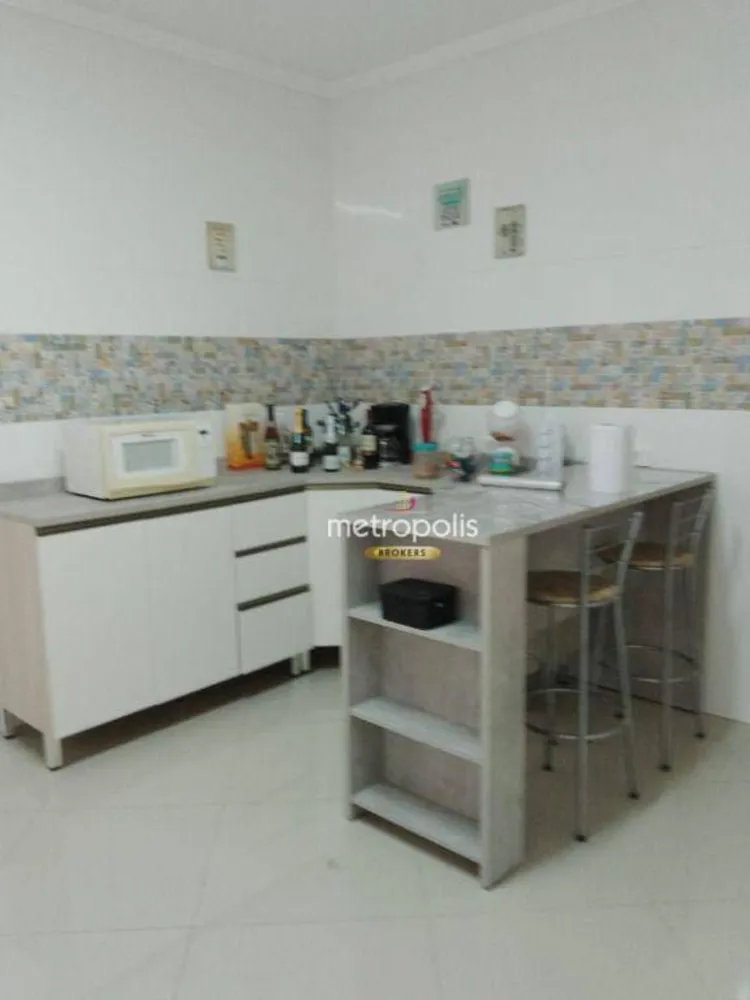 Sobrado, 3 quartos, 246 m² - Foto 1