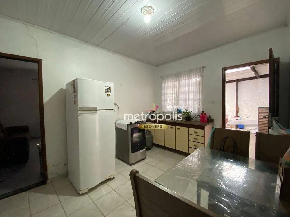 Casa, 4 quartos, 193 m² - Foto 2