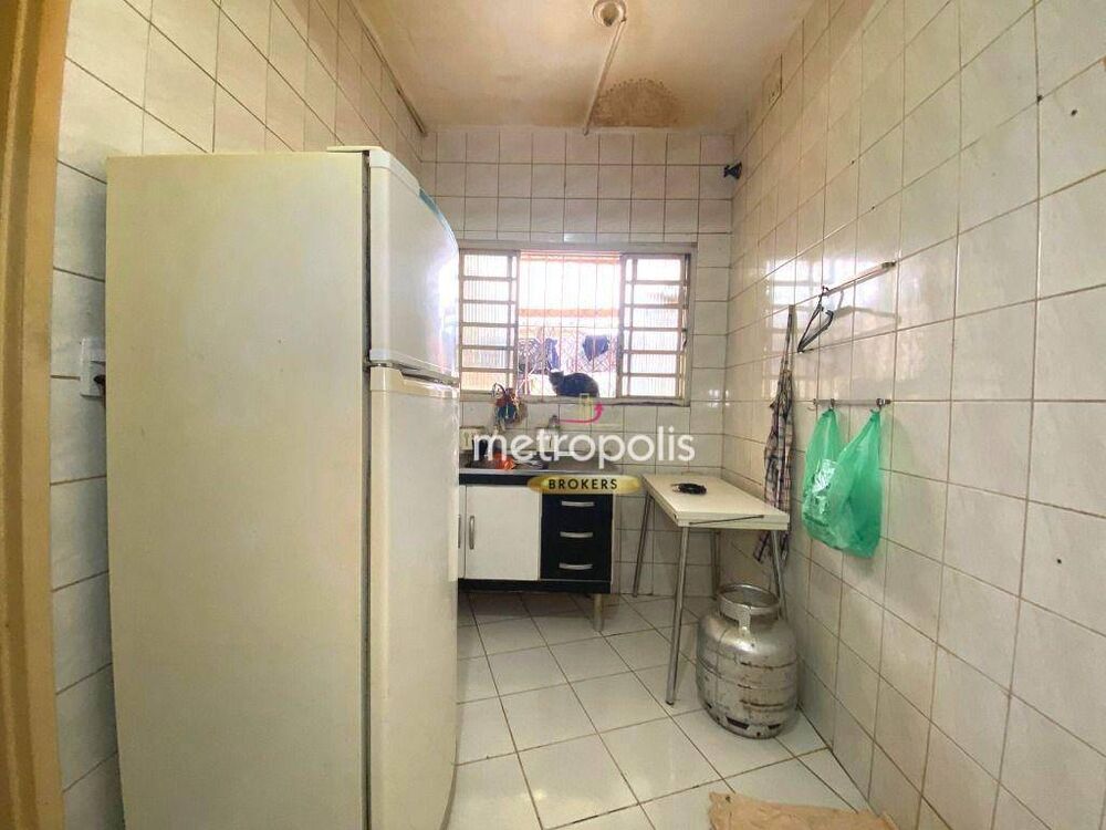 Casa à venda com 3 quartos, 184m² - Foto 1