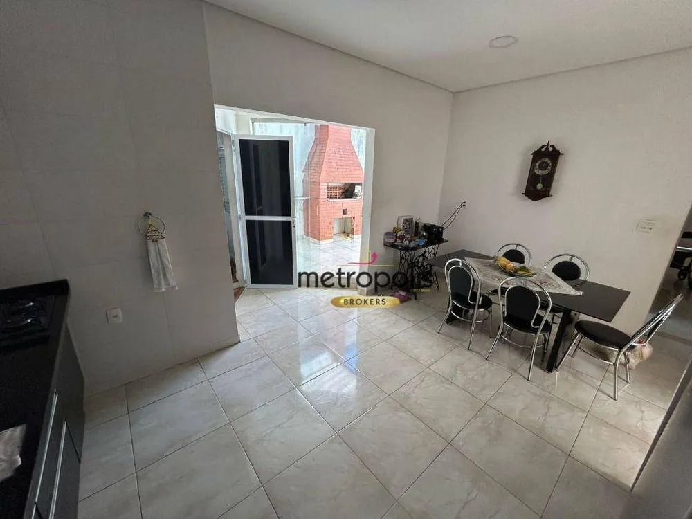 Casa, 2 quartos, 220 m² - Foto 2