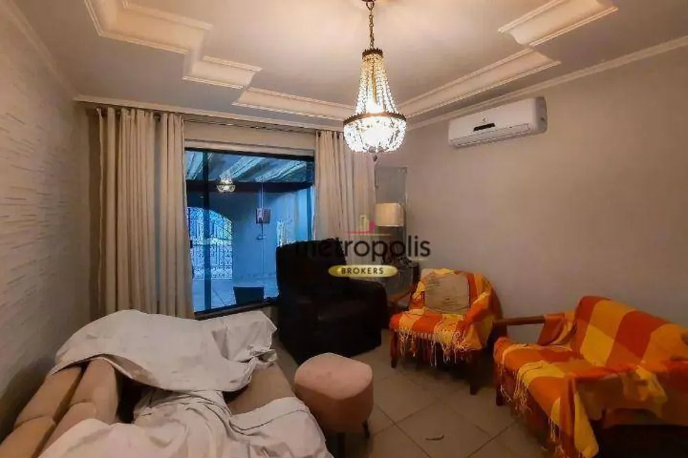Casa, 3 quartos, 193 m² - Foto 1