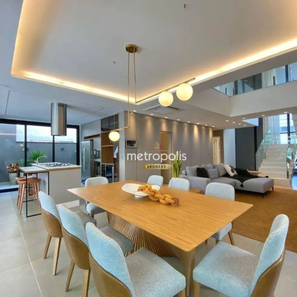 Sobrado, 6 quartos, 382 m² - Foto 1