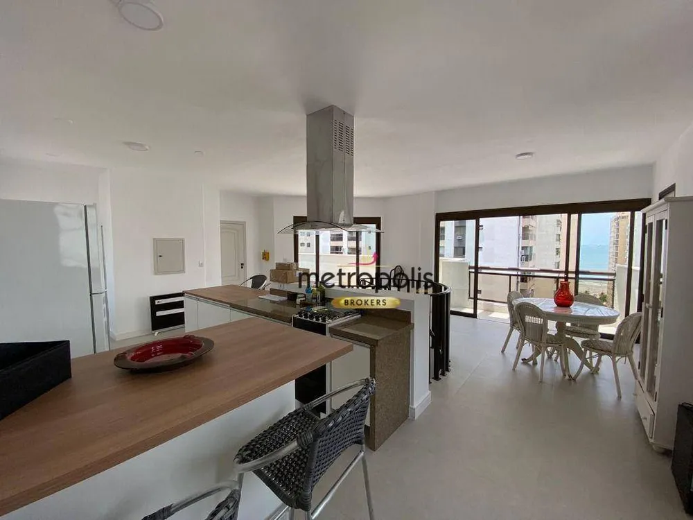 Cobertura, 3 quartos, 216 m² - Foto 1