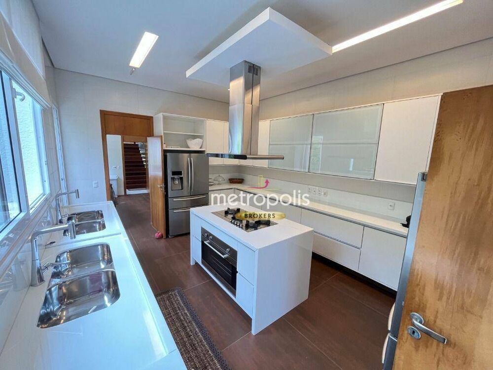 Sobrado, 6 quartos, 720 m² - Foto 8