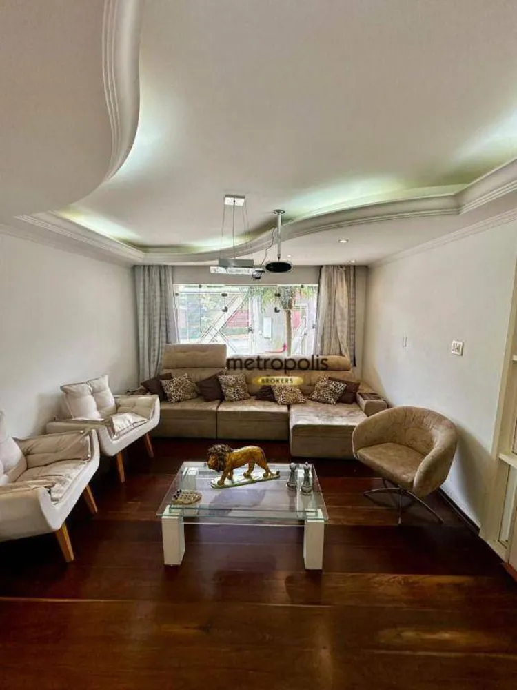 Sobrado, 4 quartos, 350 m² - Foto 1