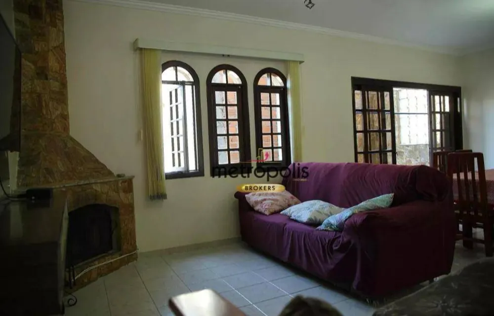 Sobrado, 4 quartos, 241 m² - Foto 4