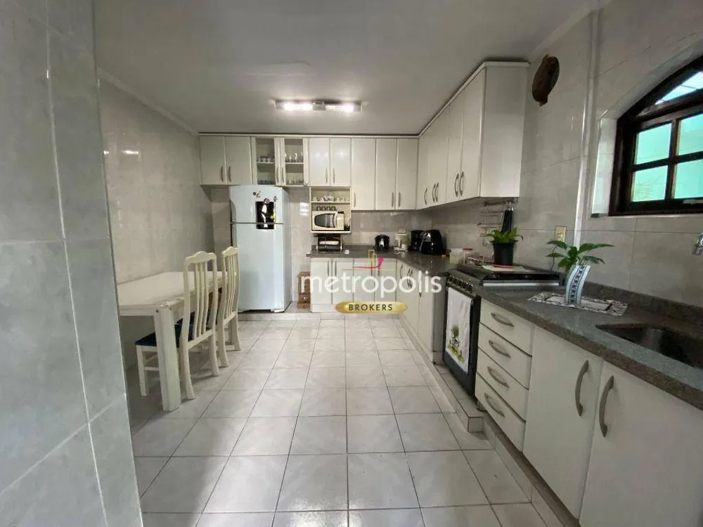Casa, 6 quartos, 272 m² - Foto 9